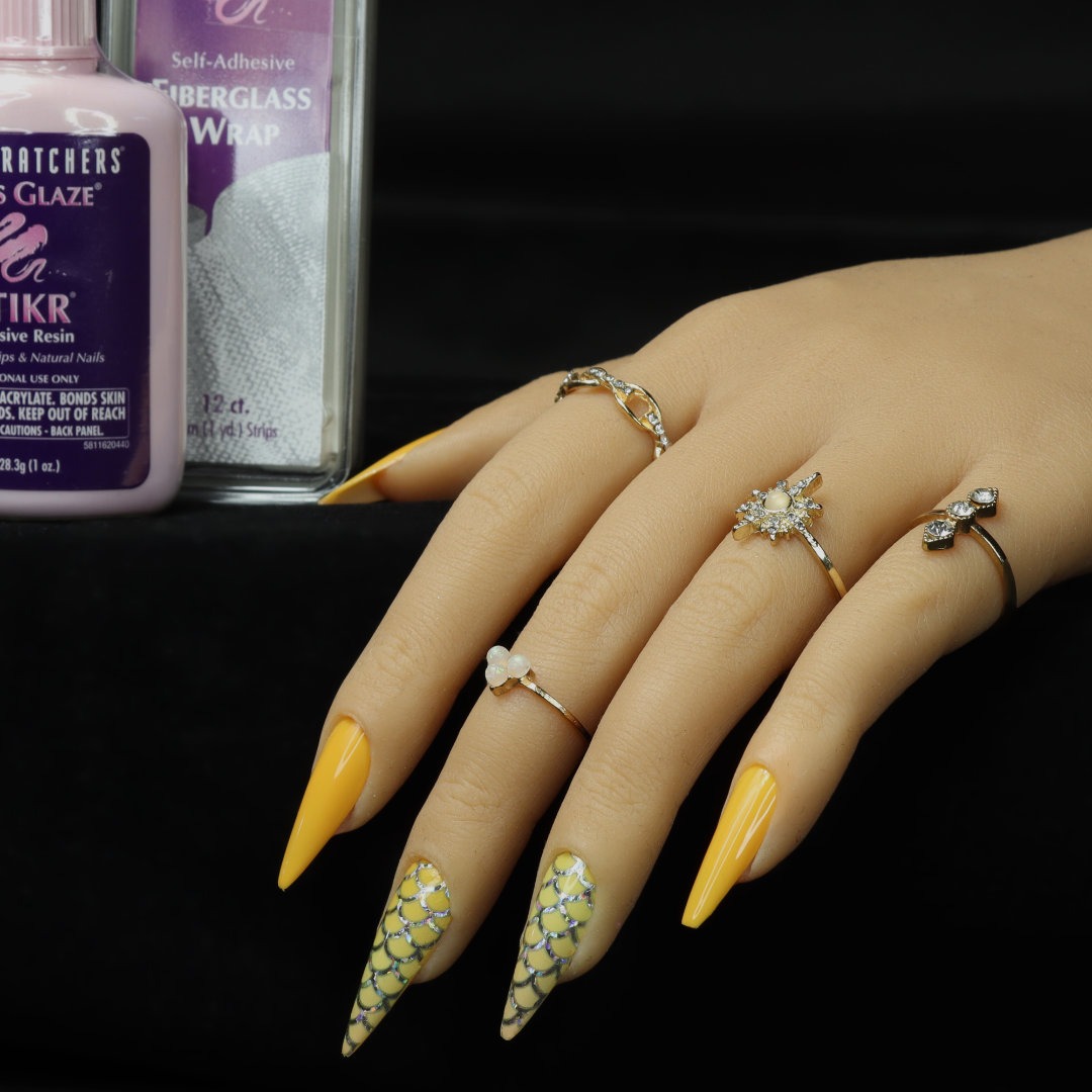 Handmaid Practice Hand With Stand Sienna 